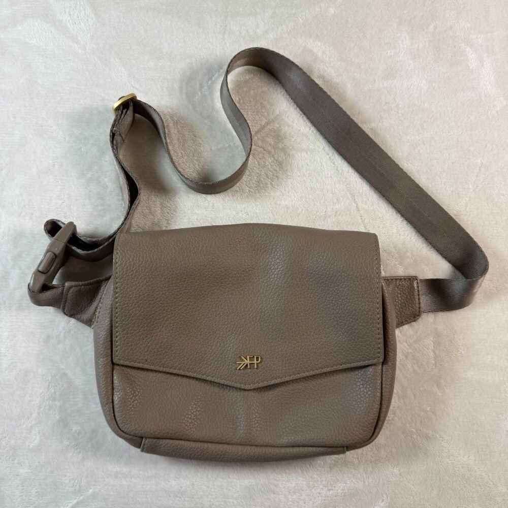 Freshly Picked Classic Taupe Pebbled Leather Crossbody Bag Purse Fanny Pack Bum
